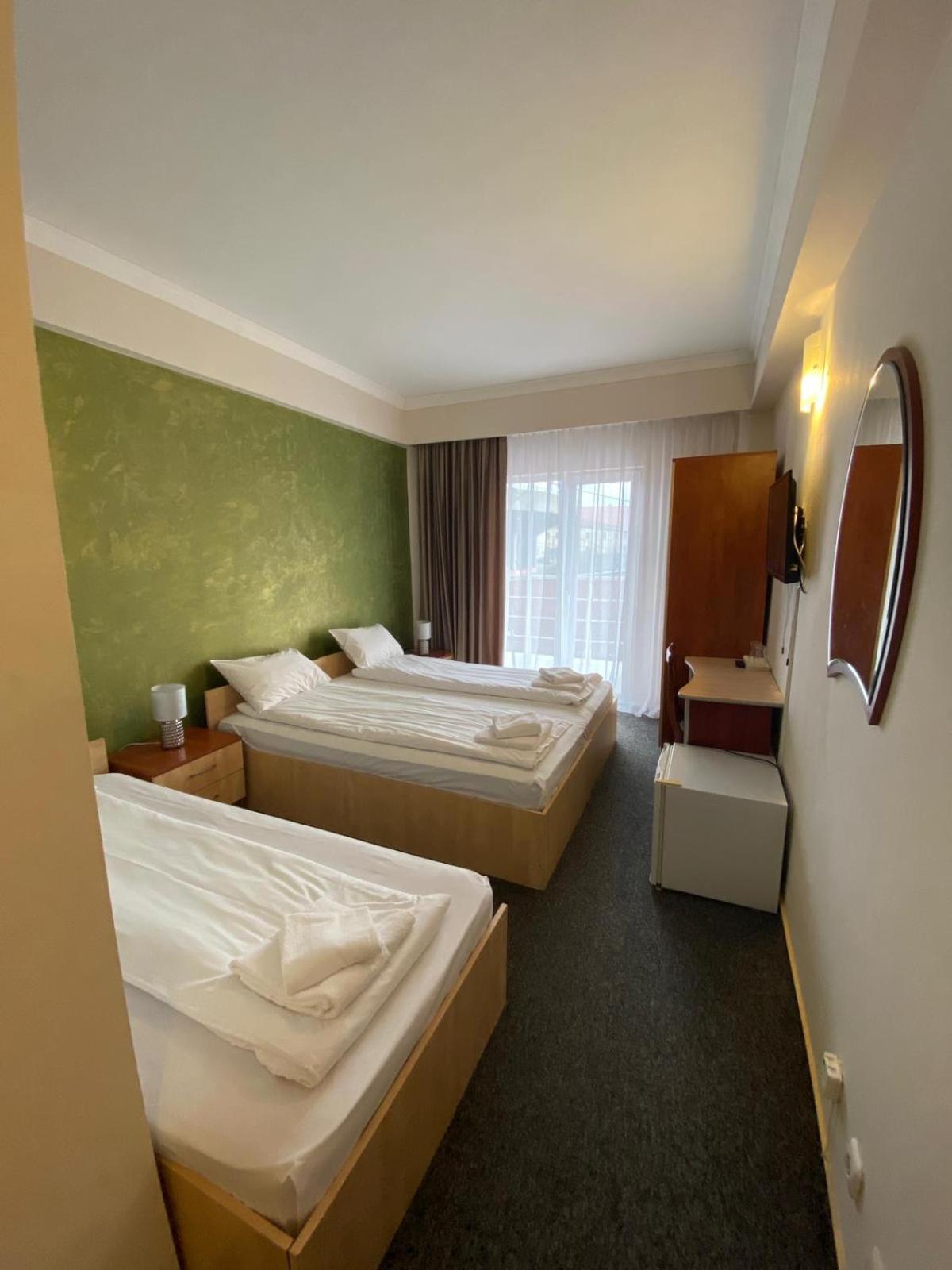 Hotel Stadion Oradea Luaran gambar